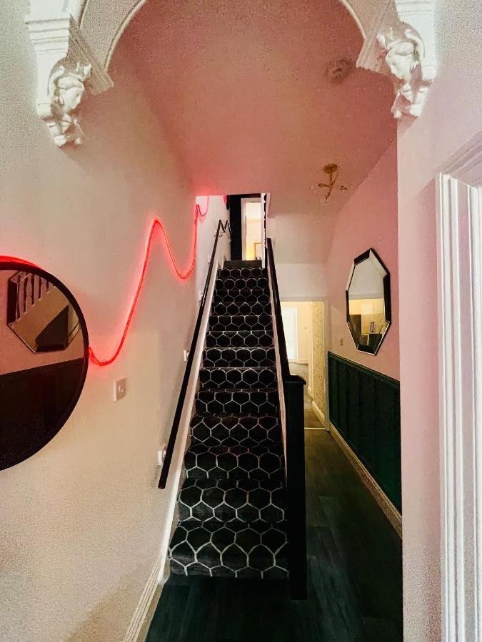 Quirky House 黑潭 外观 照片